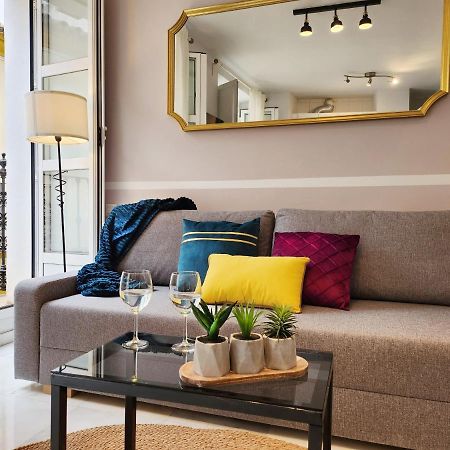 Lovely Center Apartments Seville - Balcony Lux Sol Sevilla Exteriör bild