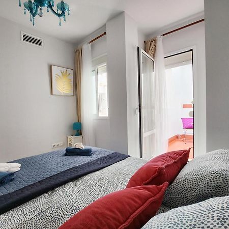 Lovely Center Apartments Seville - Balcony Lux Sol Sevilla Exteriör bild