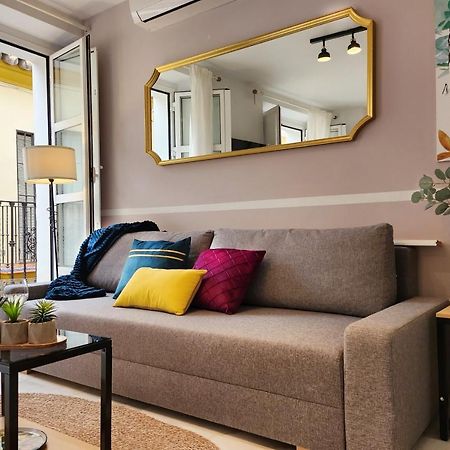 Lovely Center Apartments Seville - Balcony Lux Sol Exteriör bild