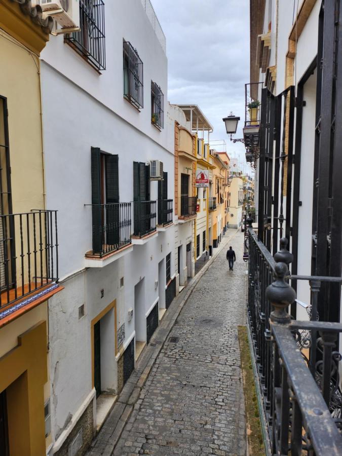 Lovely Center Apartments Seville - Balcony Lux Sol Sevilla Exteriör bild